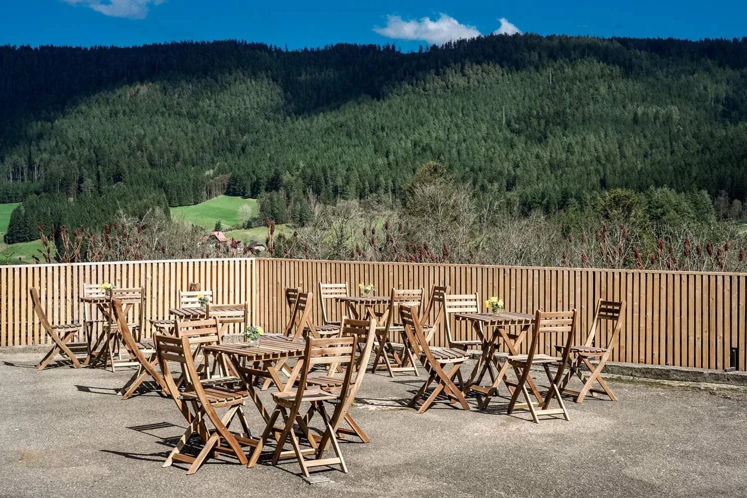 Sonnendeck mit Liegen